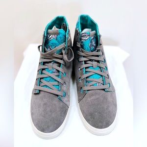 Volcom Buzzard Hightop Shoe. Mens size 11